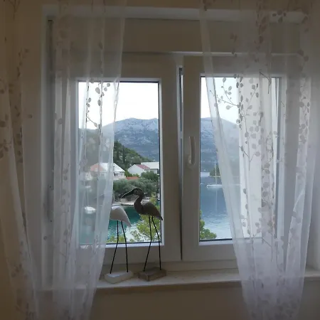 Apartment Sea Breeze Gugic Korcula Town