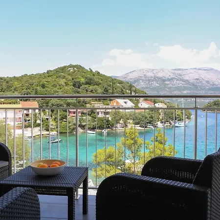 Sea Breeze Gugic Apartment *